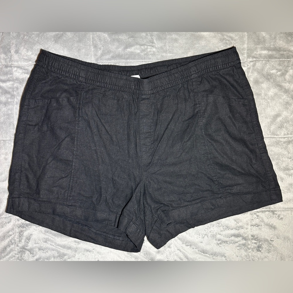 Old navy Women's Black linen blend Shorts size XL